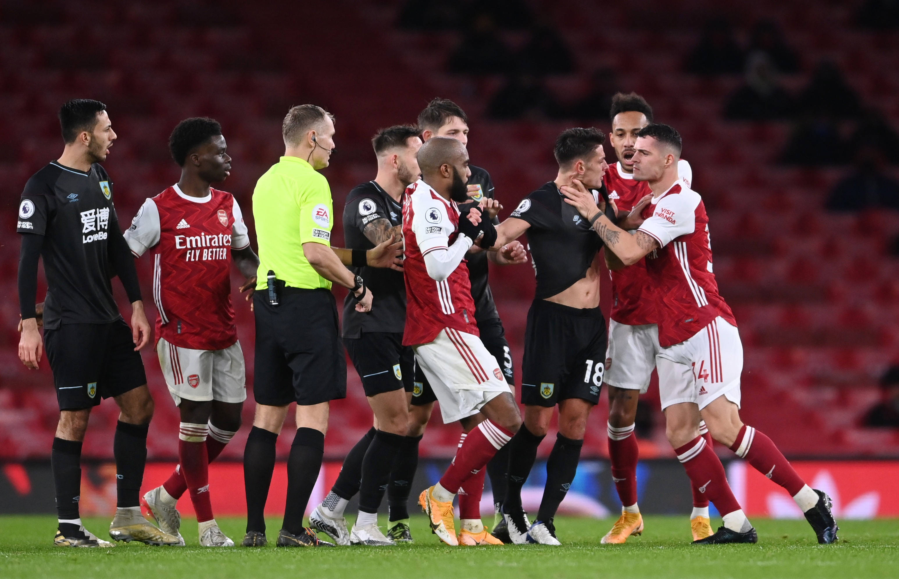 美国应为其 美国应为其